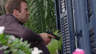 NCIS, Tagget! - NCIS: New Orleans