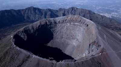 Nearly two millennia after
vesuvius wiped it off the map, - Pompeii: Secrets of the Dead