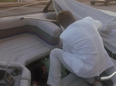 - Neck's snapped.
- What about the load? - Miami Vice