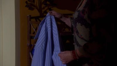 Ned, if this is one of your pranks... - Ghost Whisperer