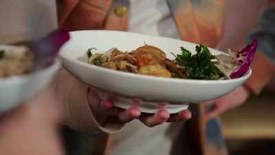 - [Ned] Look at this.
- [Zach] This is
beautifully plated. - No Recipe Road Trip With the Try Guys