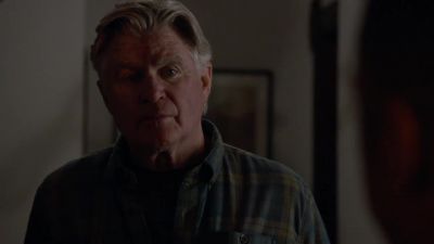 - Need to talk to you. - Chicago Fire