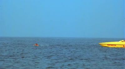 -NEELY: THAT A-WAY,
MITCH, KEEP UP THE PACE. - Baywatch