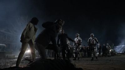 Negan! Don't kill him! - The Walking Dead
