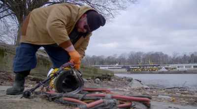 Negligence could cost
a diver their life. - Sewer Divers