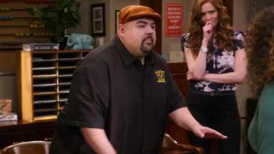 -Negrito?
-Paula, look, look, - Mr. Iglesias