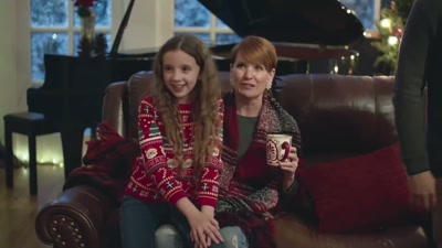 -Neither do I. Go.
-Okay. - Christmas in Pine Valley