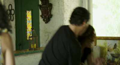 -[Nena screaming]
-[Marcus grunting] - Stronghold