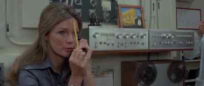 Neptune. Neptune, come in, please. - The Neptune Factor