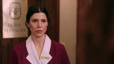 - Neve. - Royally Yours, This Christmas