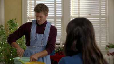 Never can use too much sugar,
am I right? - Angel Falls Christmas