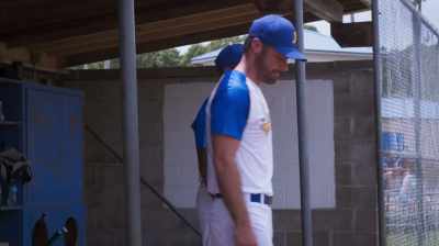 ♪ Never look back,
never look back ♪ - Running the Bases