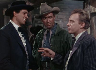 Never mix marriage with gambling - Bend of the River