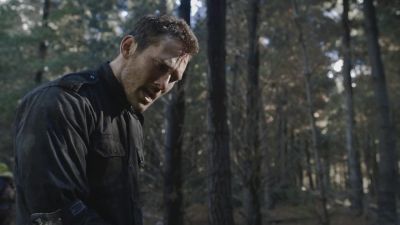 Never never ever - Wyrmwood: Road of the Dead