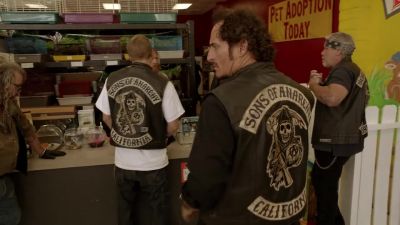 Never pegged you
for an animal lover, Reg. - Sons of Anarchy