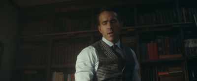 Never wanted anything to do
with his treasure hunt, - Red Notice