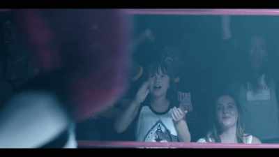 ♪ Never will I kneel ♪ - Heels