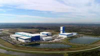 New Glenn bygges
på Blue Origin anlæg- - Space Titans: Musk, Bezos, Branson
