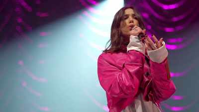 "New Rules" was met with acclaim - Dua Lipa: Elevating