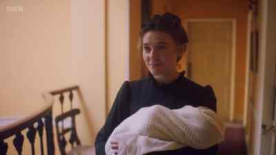NEWBORN FUSSES - Miss Austen