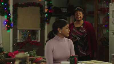 Newspapers
are never gonna go away, - Christmas 9 to 5