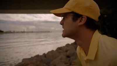 NEWSWOMAN :
Andrew Cunanan, - American Crime Story