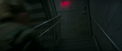 Next floor up. - The 5th Wave