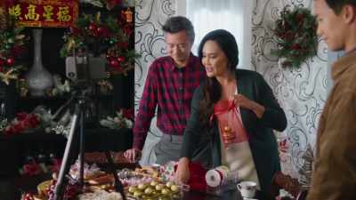 Next, we have peppermint
tea, some candy, - A Big Fat Family Christmas