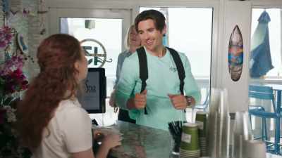 -Next.
-Hey. - Love on the Reef