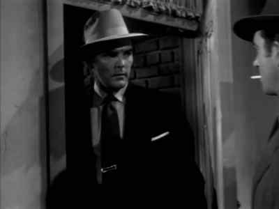 Next shooter coming up. - Kansas City Confidential