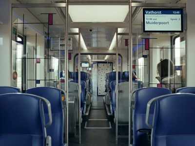 Next stop, Amsterdam Muiderpoort. - Occupied City