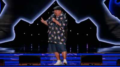 Next thing you know,
they're making out in the front row, - Gabriel Iglesias: Stadium Fluffy