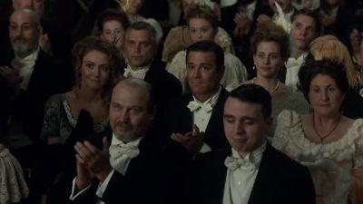 - Next up, Constable George Crabtree.
- Ah! - Murdoch Mysteries
