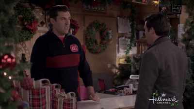 Nice, but I-I just need
the one-horse open sleigh. - Christmas at Holly Lodge