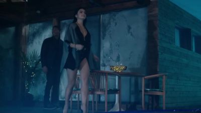 - Nice.
- Isn't it? - Riverdale