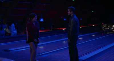 -Nice jacket! Crocodile?
-Python. - Saturn Bowling