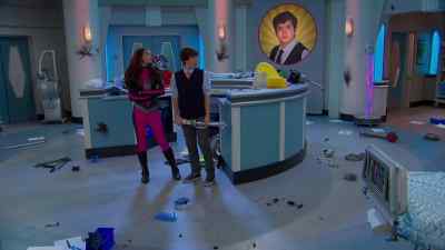 Nice job, Oliver. You want a hug? - Mighty Med