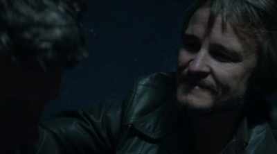 - Nice to meet you, Ron.
- Nice to meet you too, Lance. - Riot