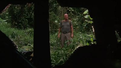 Nice place you got here, Locke. - Lost