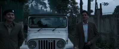 -Nice place.
-Yeah. - Jaane Jaan