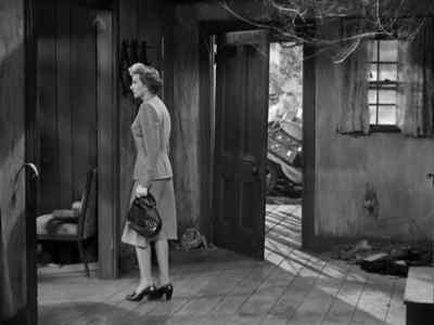 Nice size room, isn't it? - The Egg and I