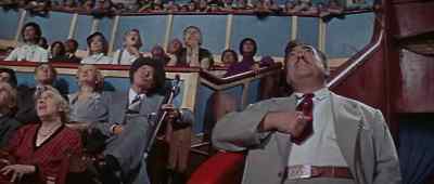 -Nice style, the boy.
-Not bad. - Trapeze