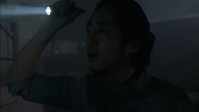 ( Nicholas groans )
He's dead. - The Walking Dead