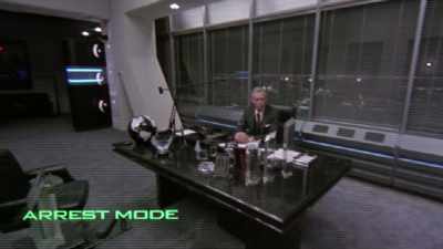 Nicholson: RoboCop thinks
he's catching one bad guy, - James Cameron's Story of Science Fiction