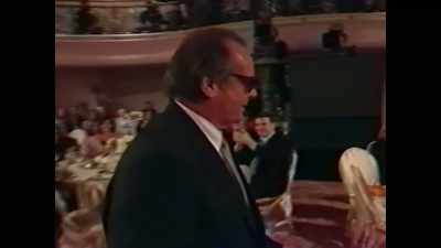 Nicholson:
Well, I don't usually
get this baked - Robin Williams: Come Inside My Mind