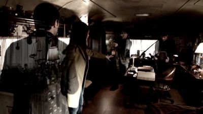 (NICK TALKING UNINTELLIGABLY) - Grimm
