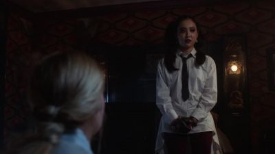 NICO:
I'm sorry I intruded. Um... - Marvel's Runaways
