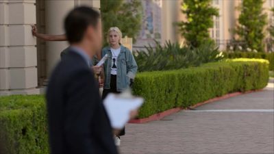 NICO:
They're gonna catch him. - Marvel's Runaways