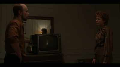 -Nicole? I left her with Paddy.
-It's completely inappropriate! - Fosse/Verdon