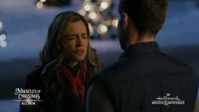 Nicole, I'm sorry,
I should've told you when I-- - The Christmas Promise